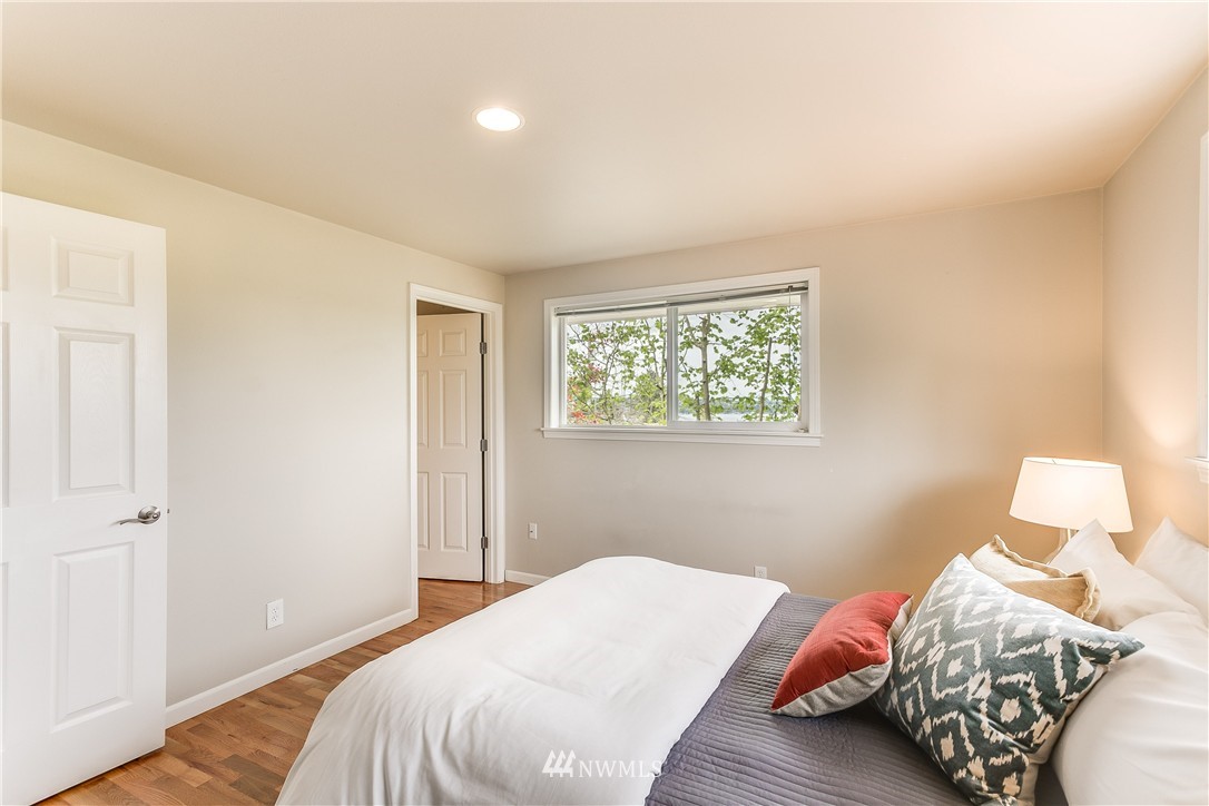 1210 North 36th Street Renton, WA 98056 - Photo 12 of 23