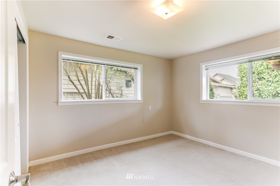 1210 North 36th Street Renton, WA 98056 - Photo 19 of 23