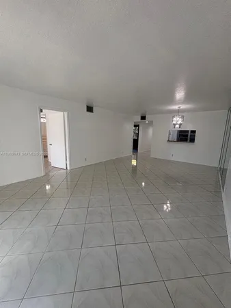 $1,950 | 12600 Southwest 5th Court, Unit 208L, Pembroke Pines, FL 33027