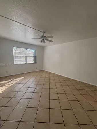$1,950 | 12600 Southwest 5th Court, Unit 208L, Pembroke Pines, FL 33027