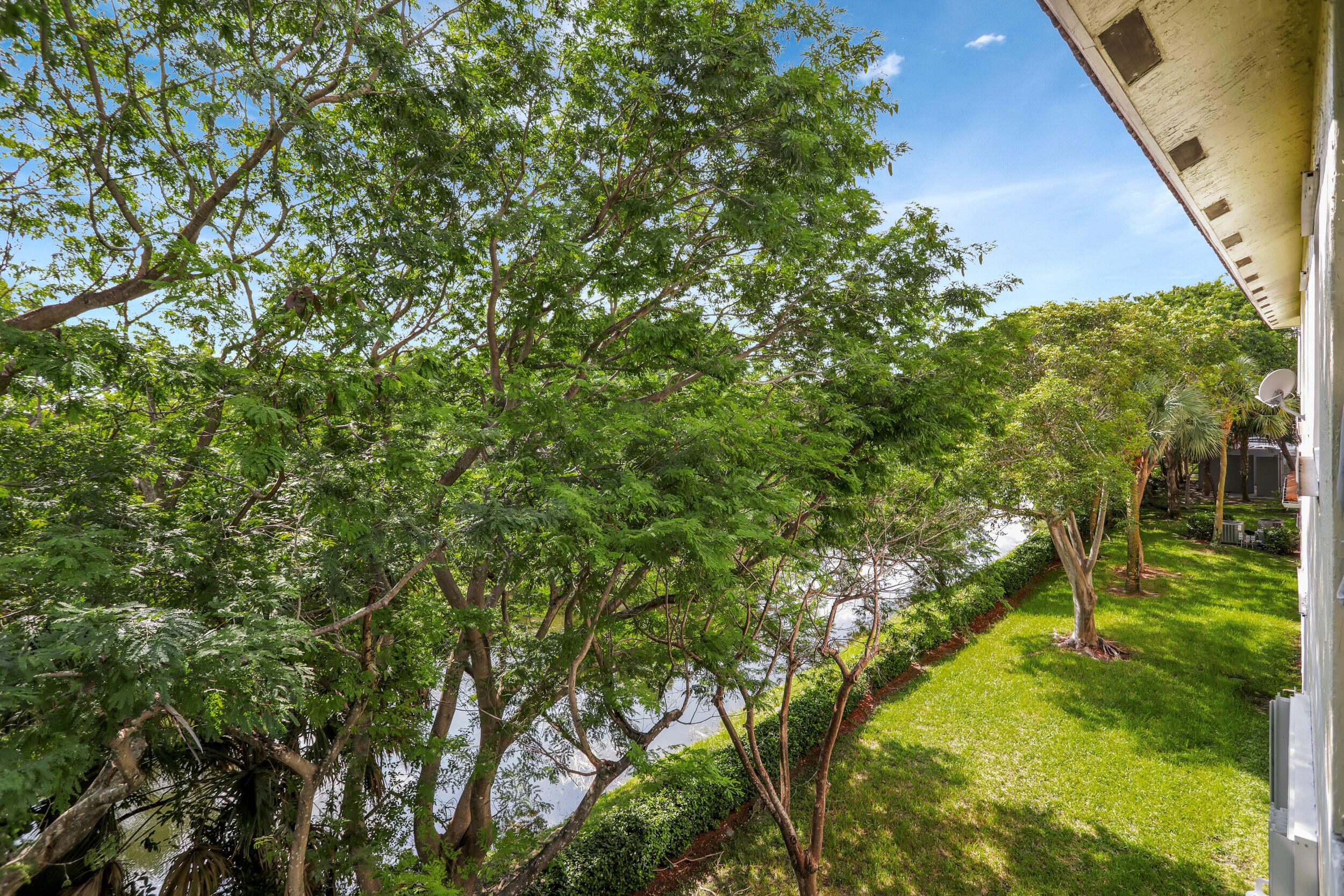 2901 Riverside Drive, Unit 301 Coral Springs, FL 33065 - Photo 19 of 23 25_001l7004