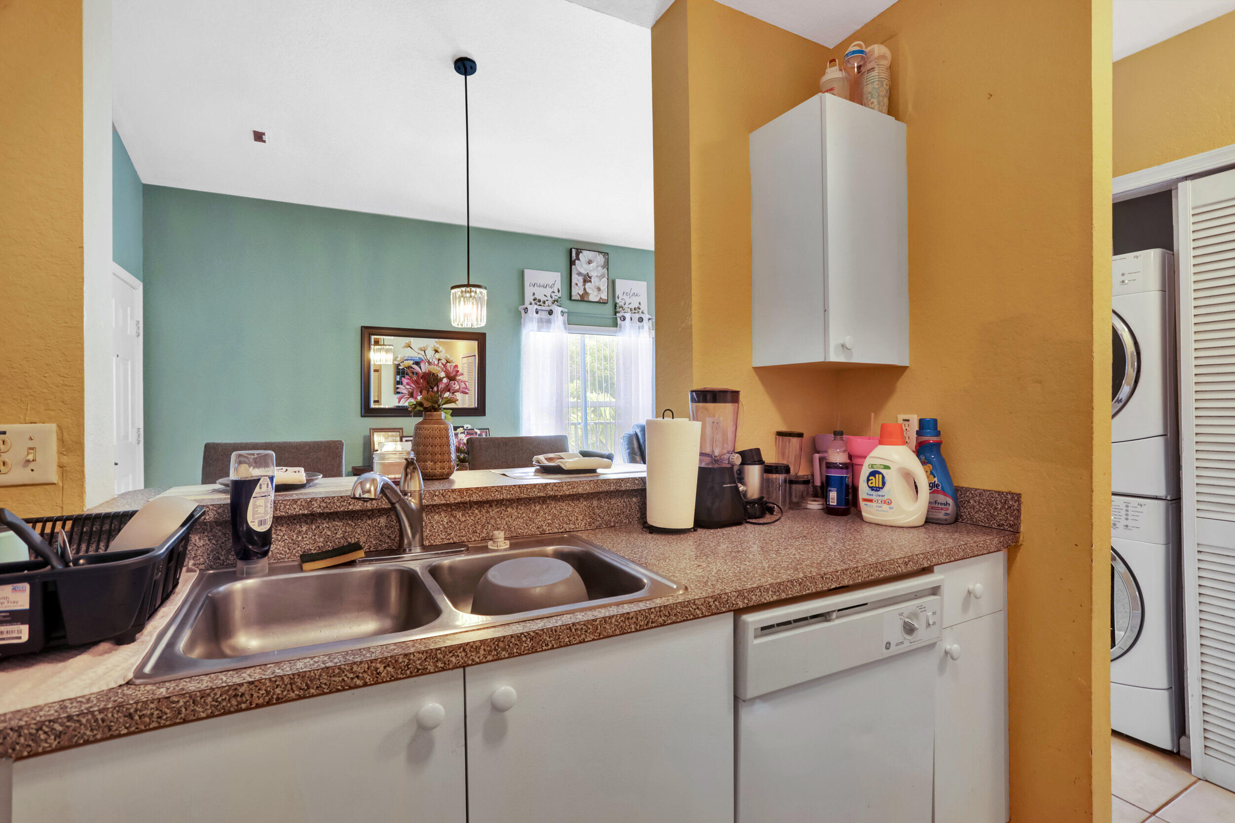 2901 Riverside Drive, Unit 301 Coral Springs, FL 33065 - Photo 7 of 23 12_001l6923