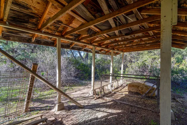 $500,000 | 52162 East Black Jack Road, Miami, AZ 85539