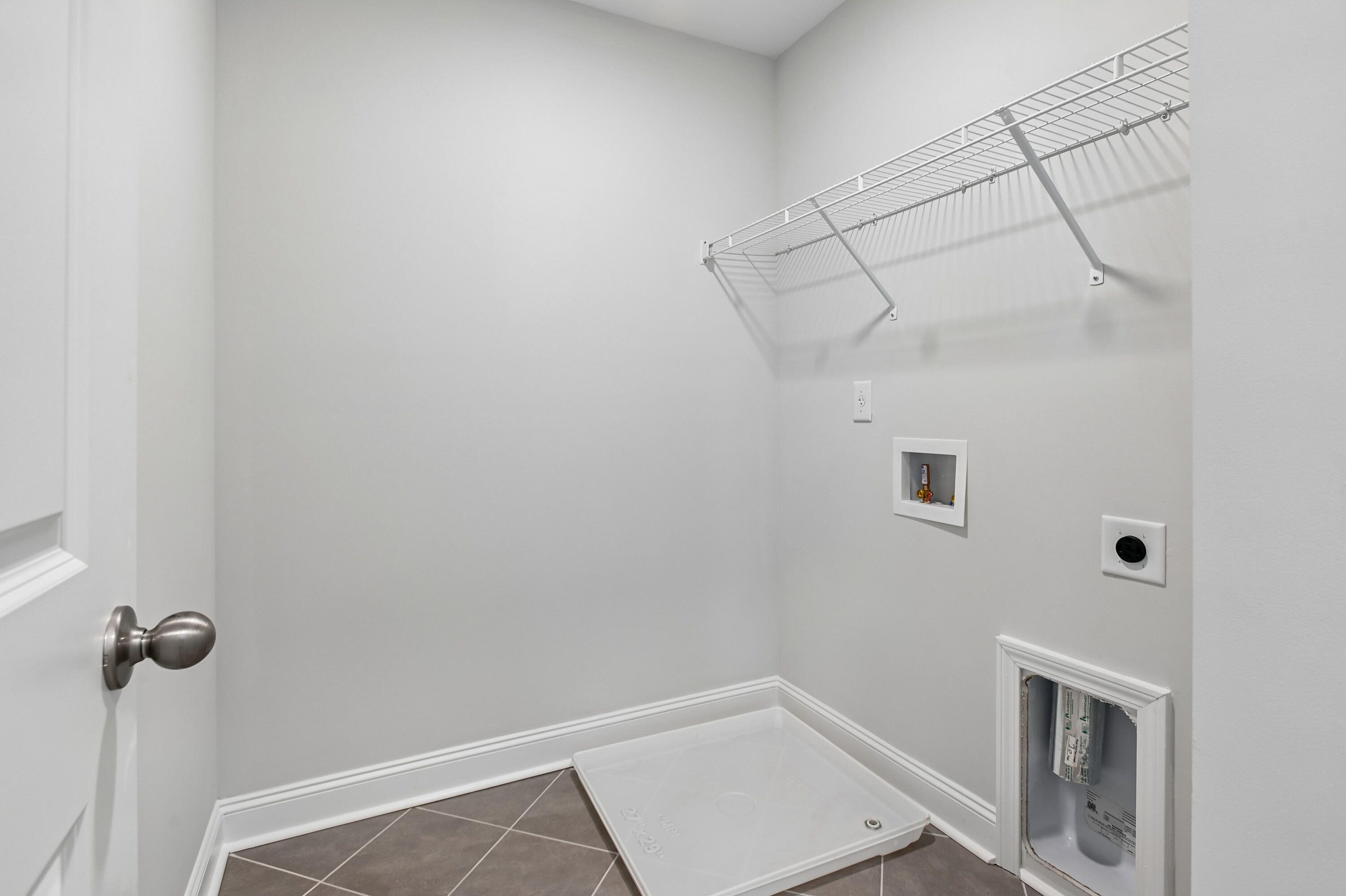108 Abbey Terrace Road Moncks Corner, SC 29461 - Photo 34 of 37 36-Laundry