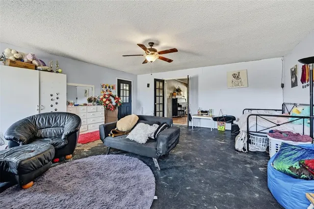 $189,000 | 602 1/2 West Grand Street, Whitewright, TX 75491