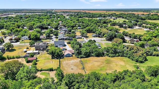 $189,000 | 602 1/2 West Grand Street, Whitewright, TX 75491