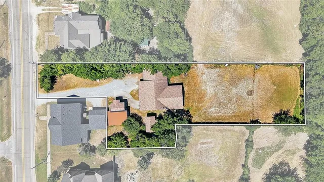 $189,000 | 602 1/2 West Grand Street, Whitewright, TX 75491