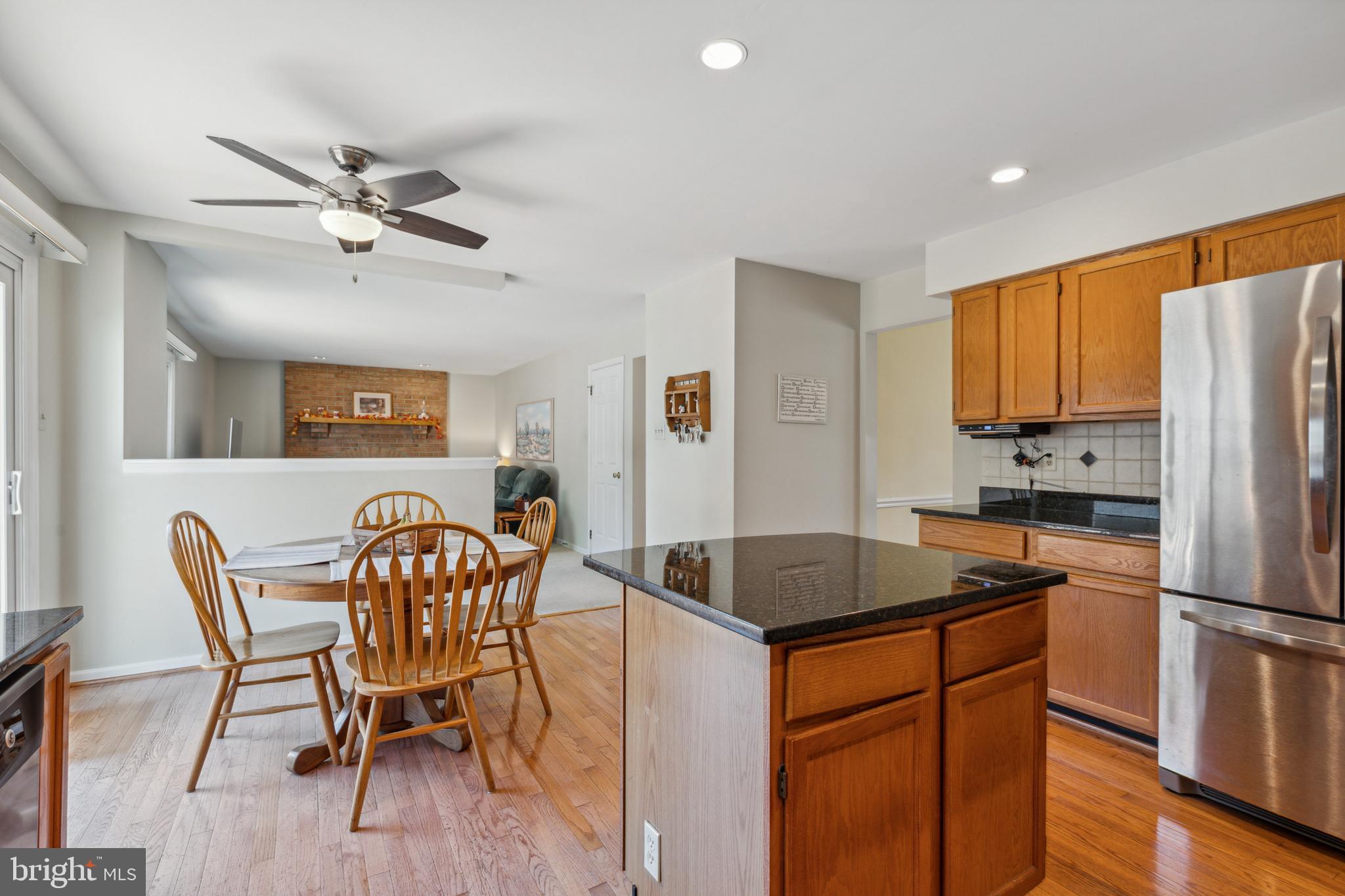 605 Avon Square Court Silver Spring, MD 20905 - Photo 13 of 39