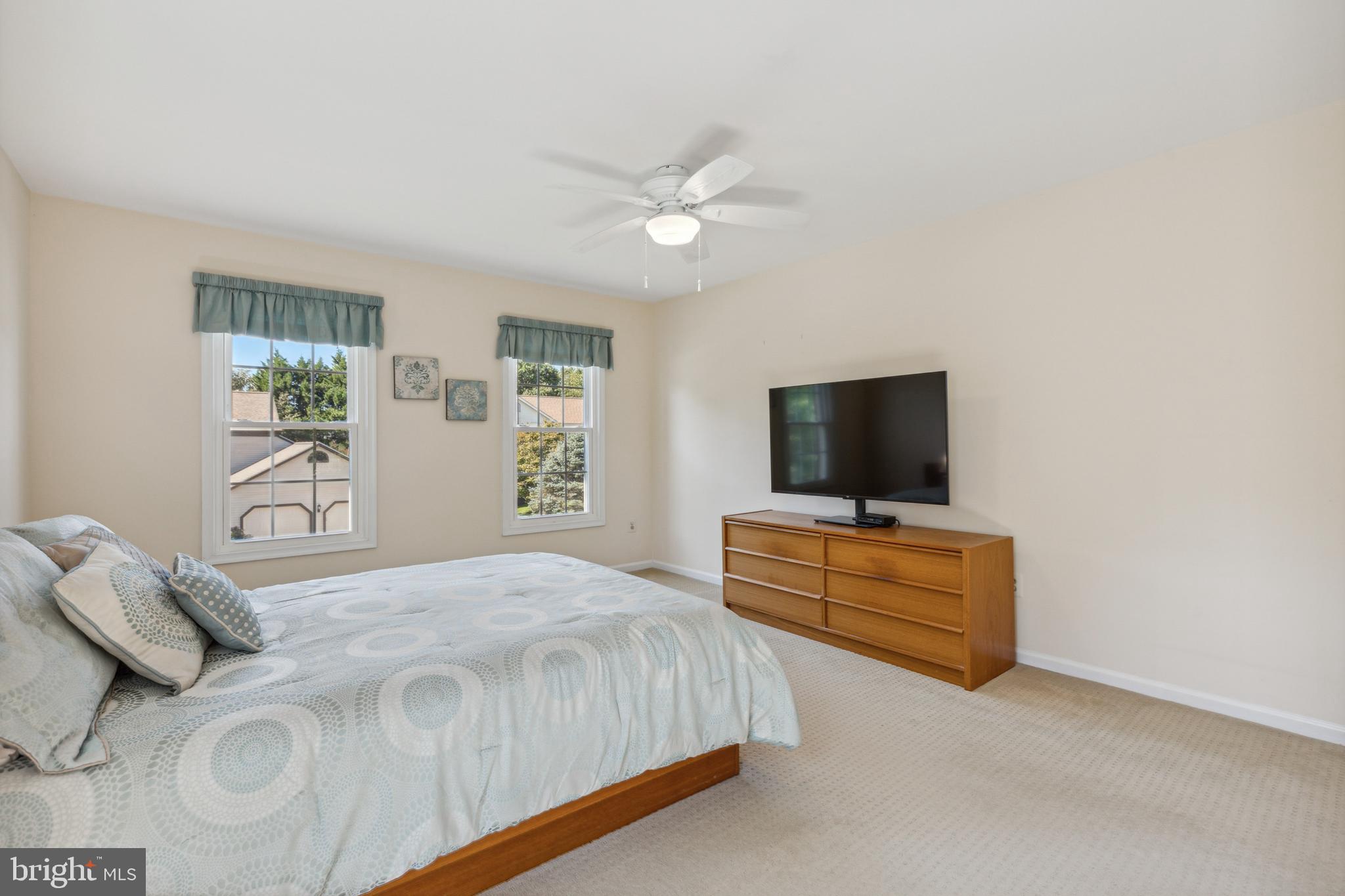 605 Avon Square Court Silver Spring, MD 20905 - Photo 19 of 39