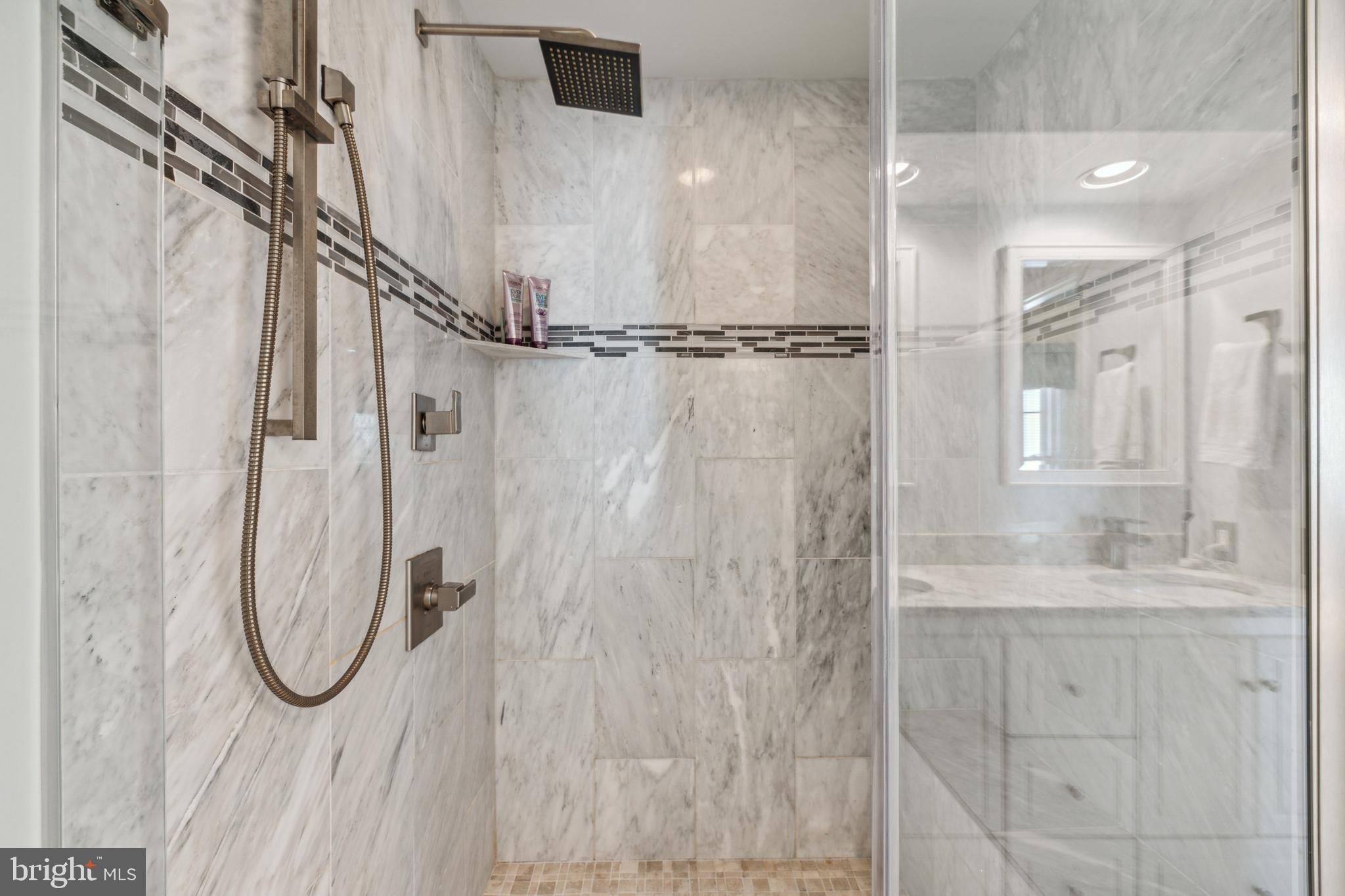 605 Avon Square Court Silver Spring, MD 20905 - Photo 21 of 39