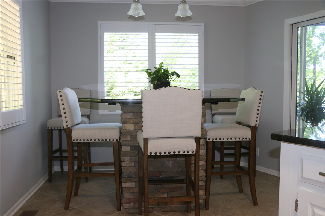 5010 Cross Pointe Anderson, SC 29625 - Photo 11 of 33 Breakfast room with a custom bar top table and bra