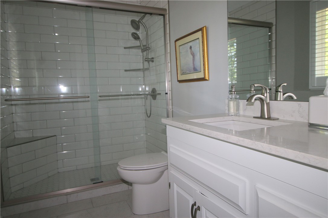 5010 Cross Pointe Anderson, SC 29625 - Photo 18 of 33 Pictures say it all about this remodeled master ba
