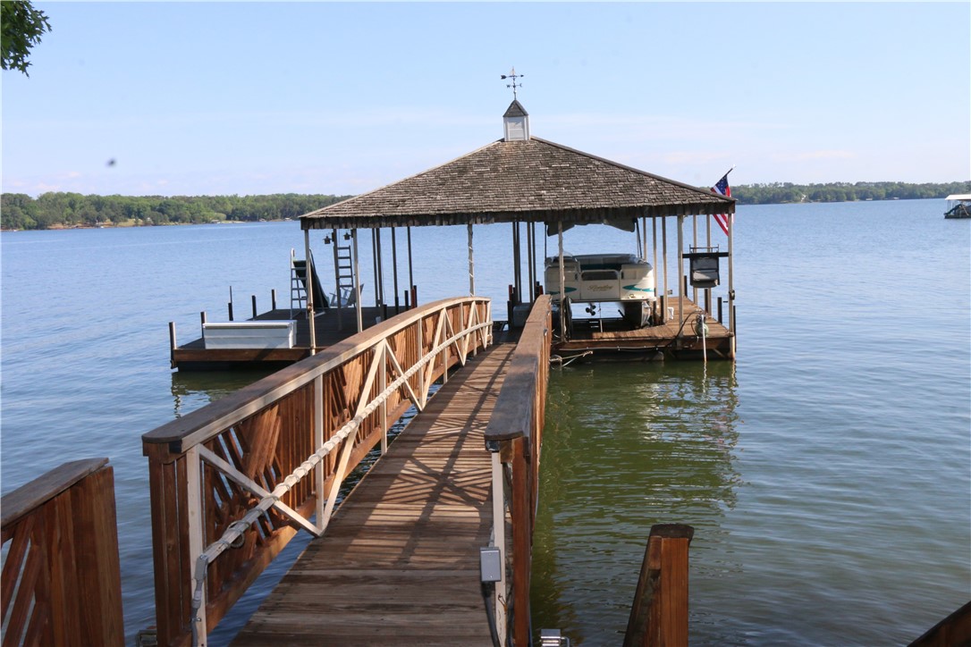 5010 Cross Pointe Anderson, SC 29625 - Photo 24 of 33 Look at this double bay dock with lifts and a sun