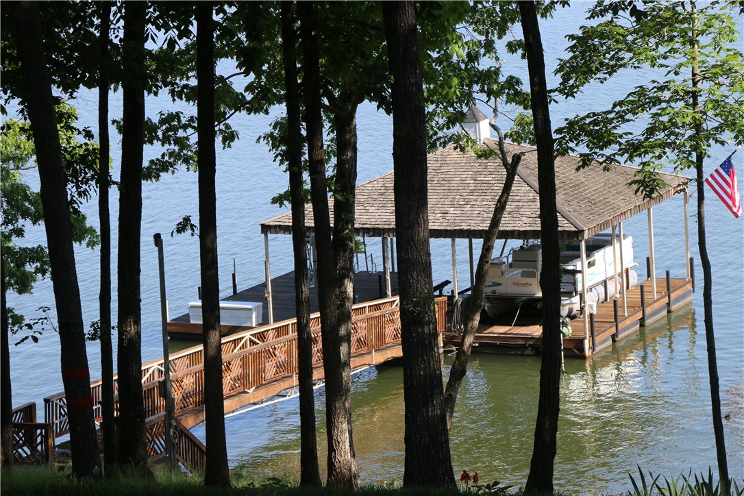5010 Cross Pointe Anderson, SC 29625 - Photo 25 of 33 One of the largest docks you can have on the lake