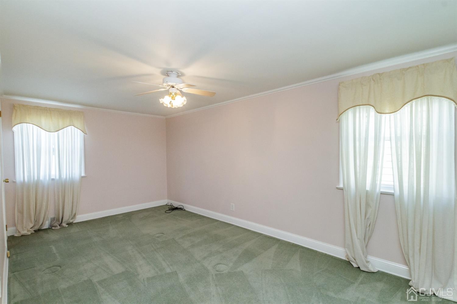 895 Dona Road Union, NJ 07083 - Photo 17 of 32 Gallery Image 17