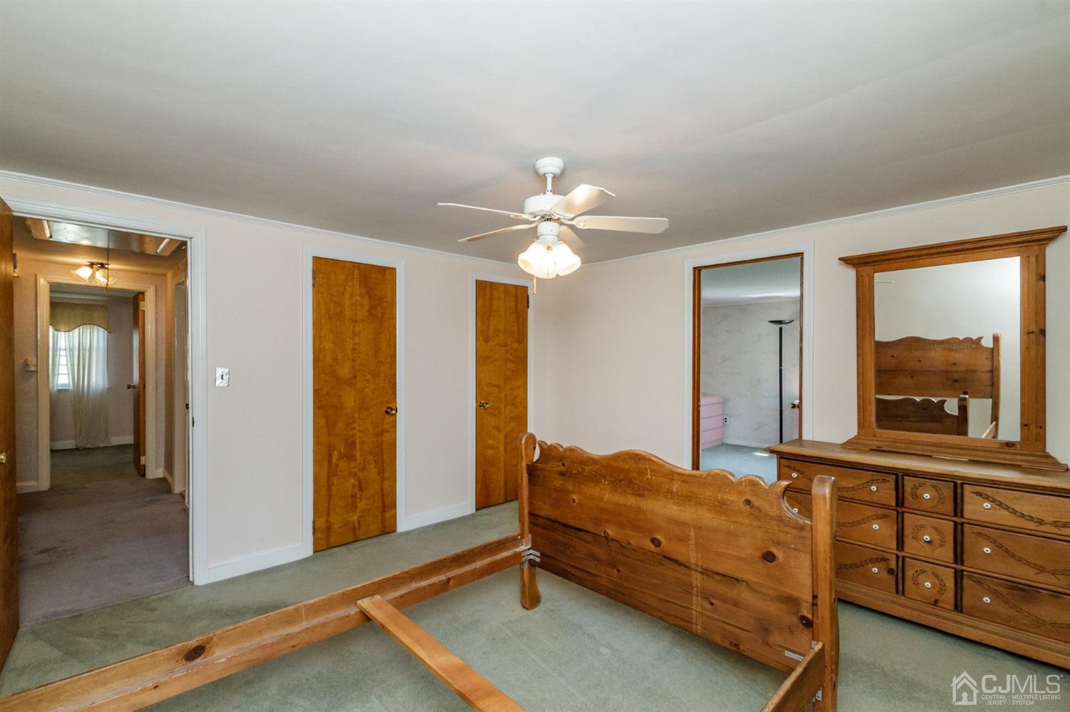 895 Dona Road Union, NJ 07083 - Photo 24 of 32 Gallery Image 24