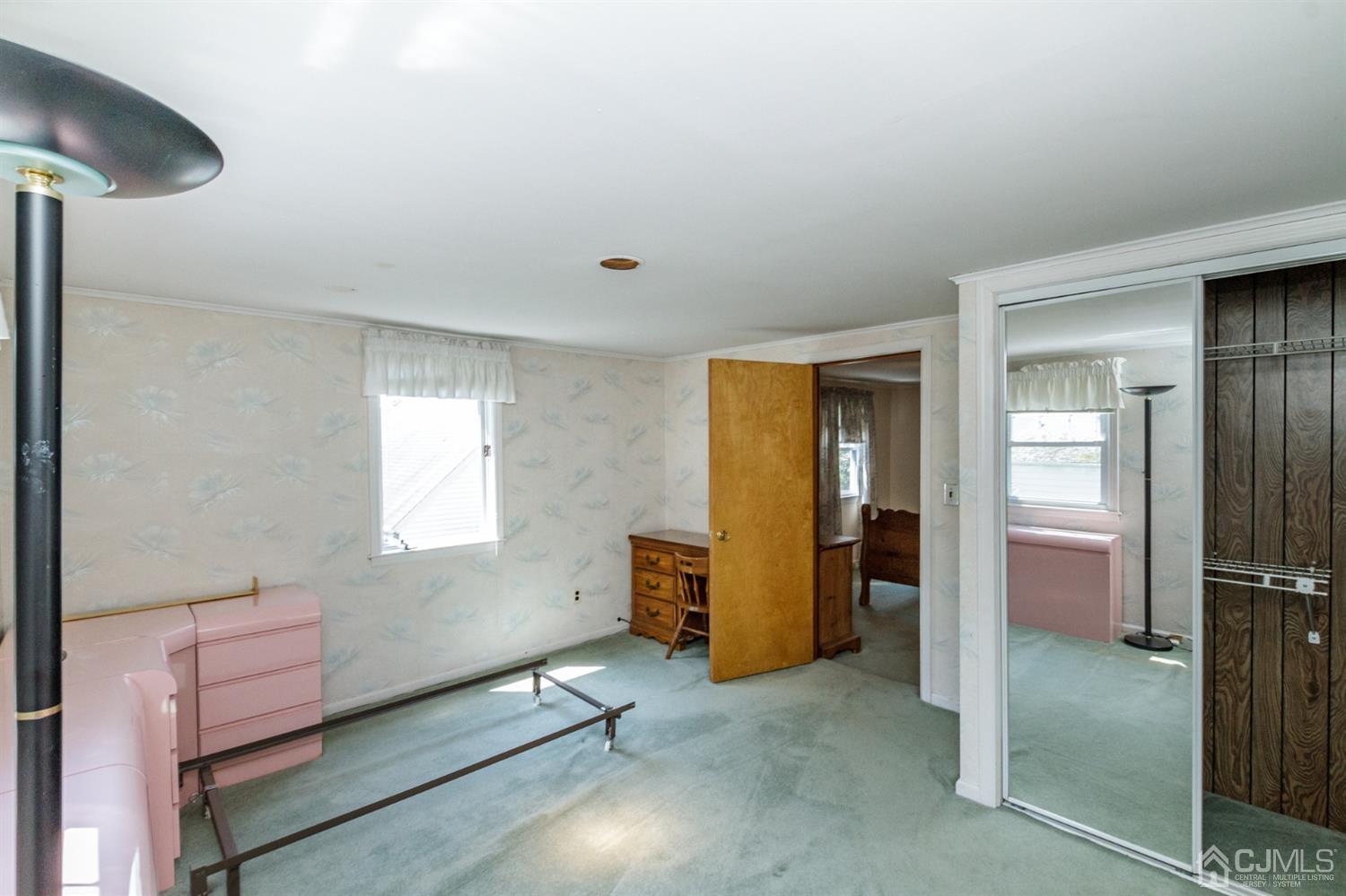 895 Dona Road Union, NJ 07083 - Photo 25 of 32 Gallery Image 25