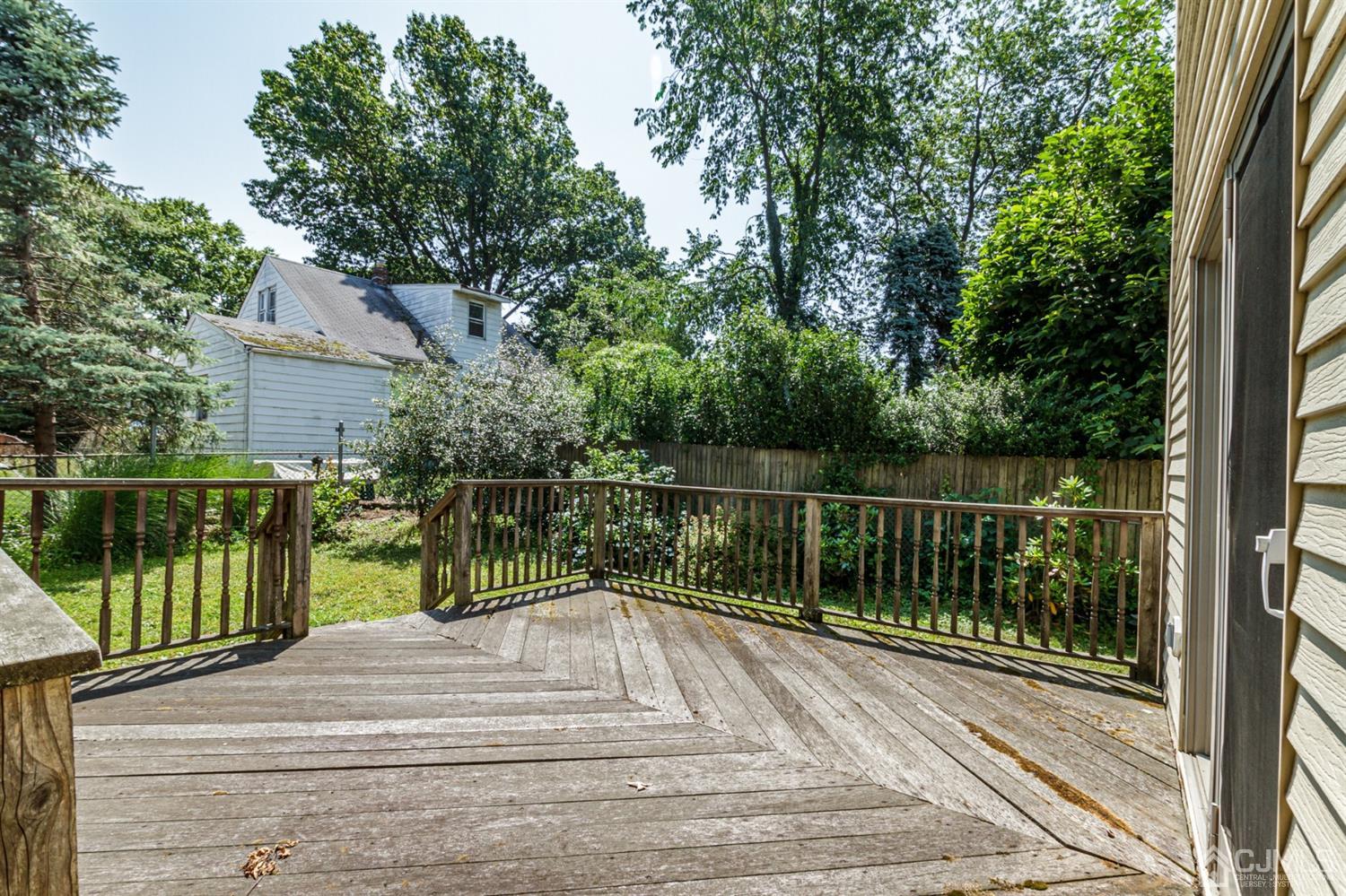 895 Dona Road Union, NJ 07083 - Photo 29 of 32 Gallery Image 29
