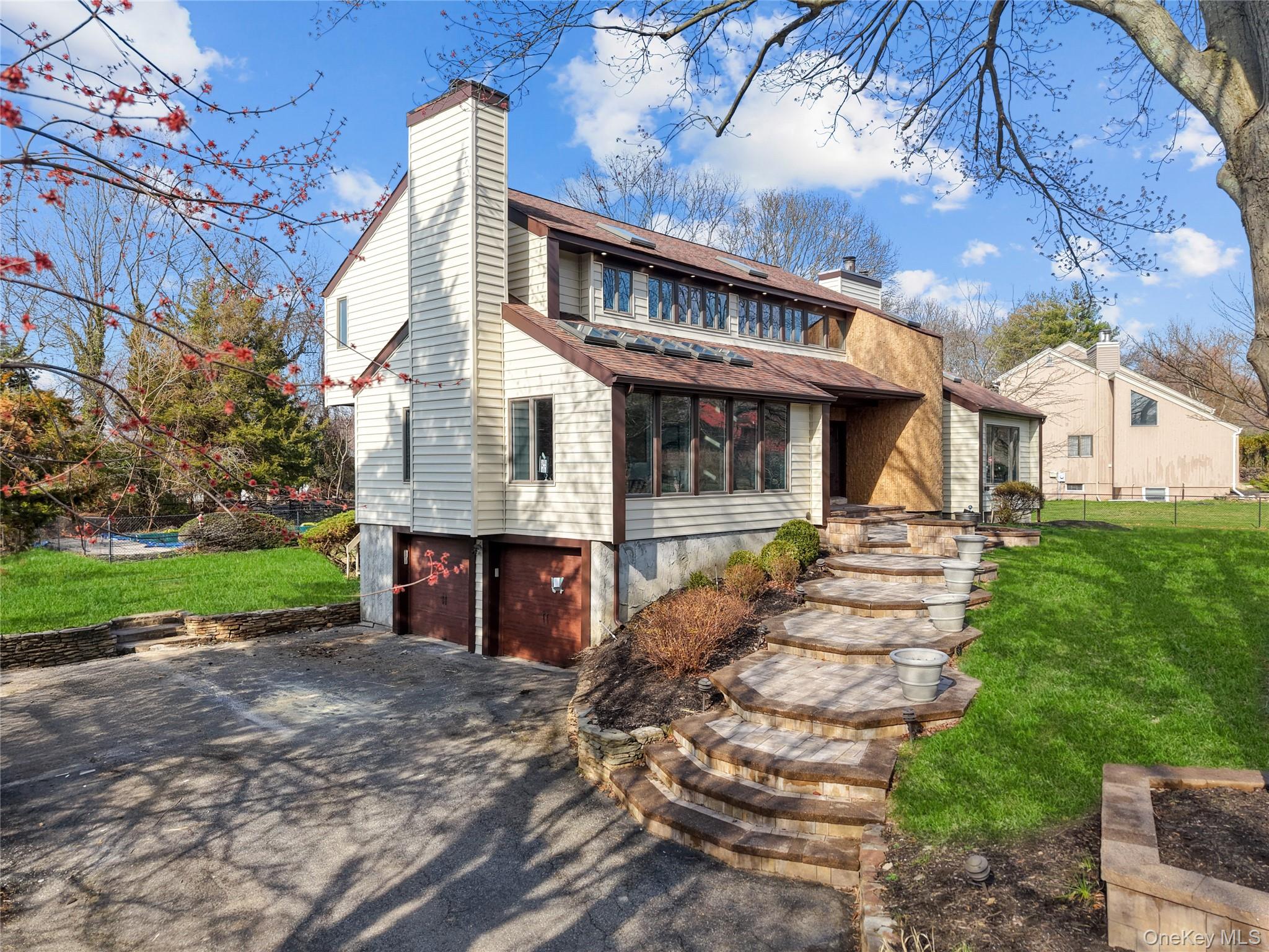 3 Indian Valley Road Poquott, NY 11733 - Photo 2 of 44