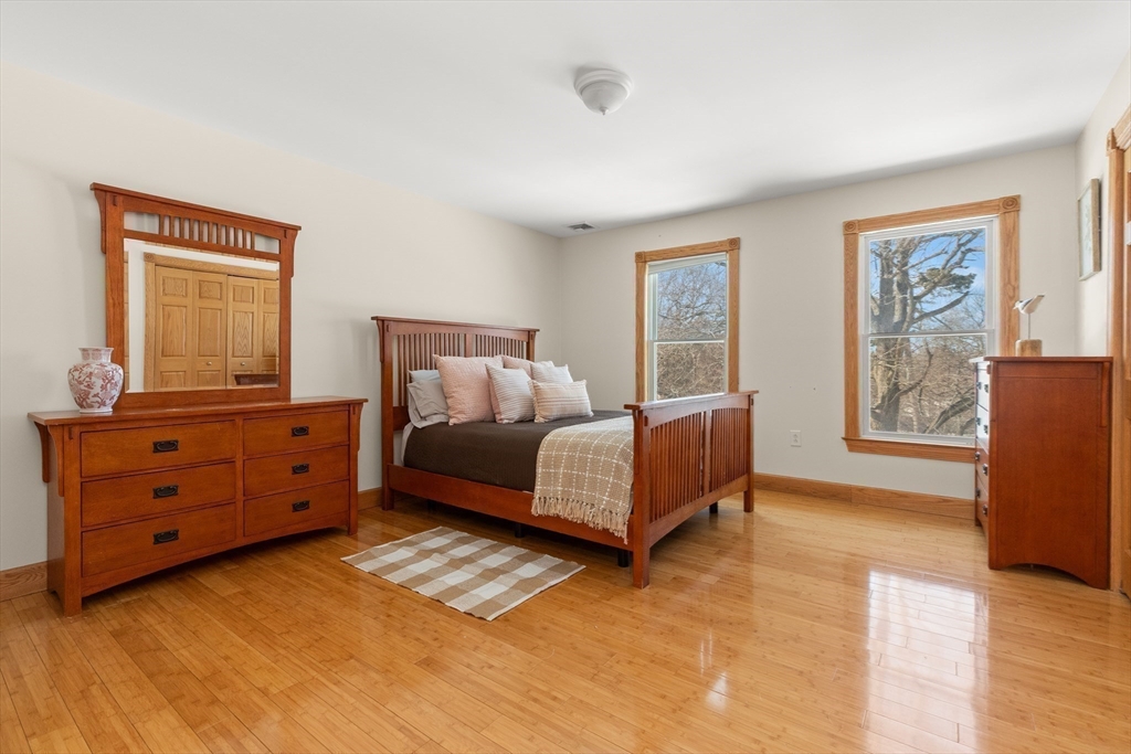 25 Pleasant Street Nahant, MA 01908 - Photo 20 of 39