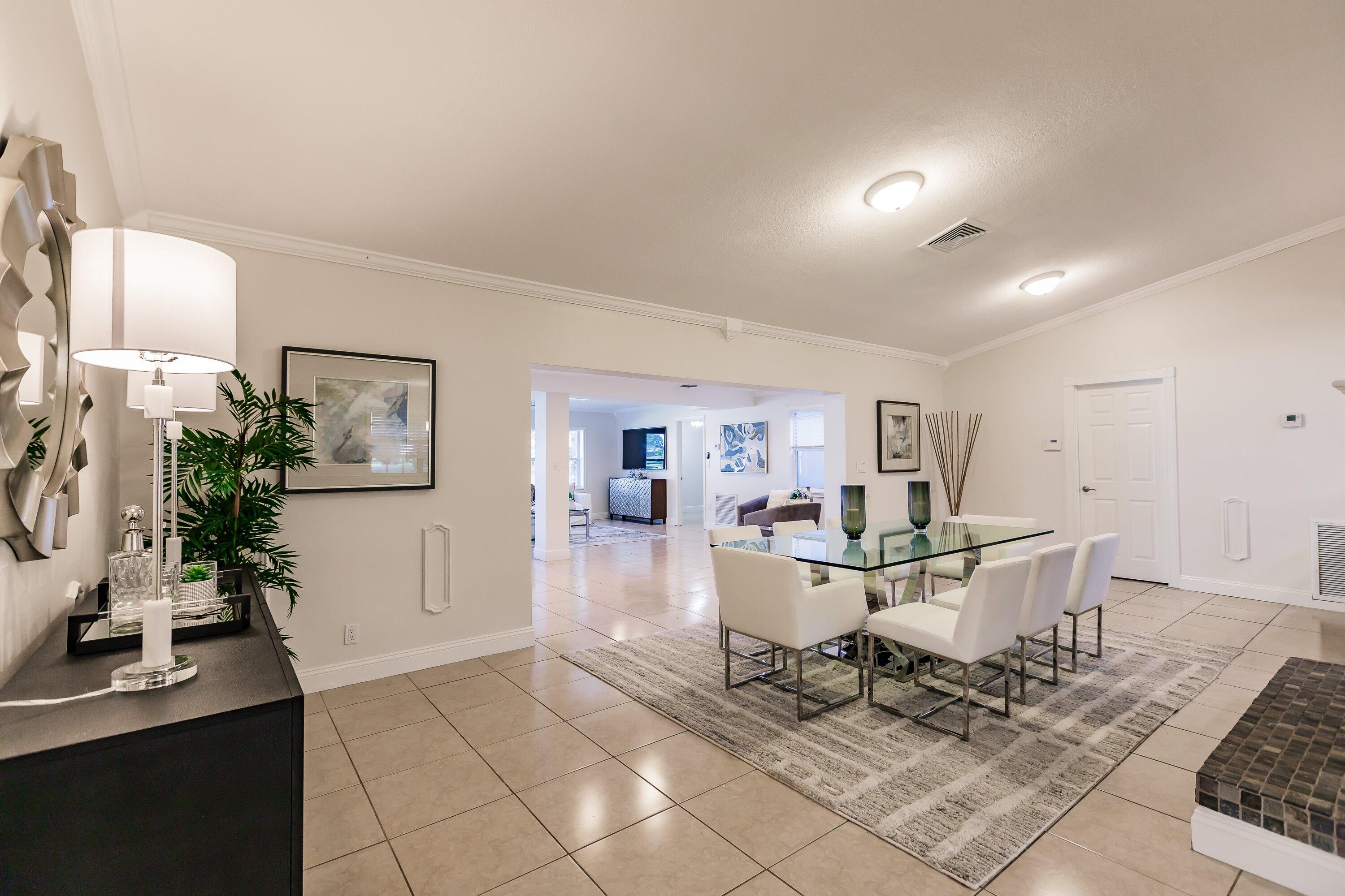 8690 Gatehouse Road Plantation, FL 33324 - Photo 20 of 56 Dining Area