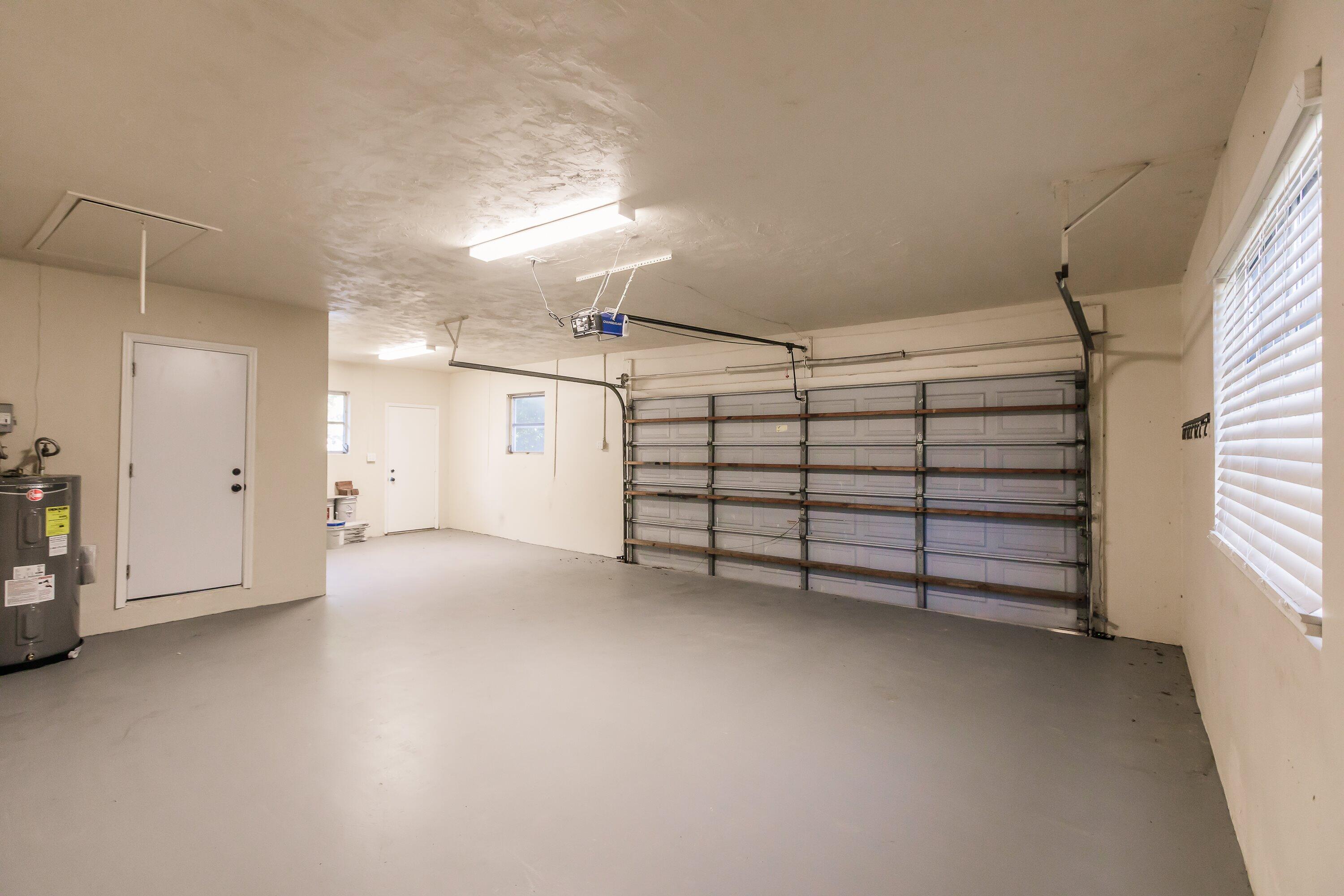 8690 Gatehouse Road Plantation, FL 33324 - Photo 41 of 56 Garage