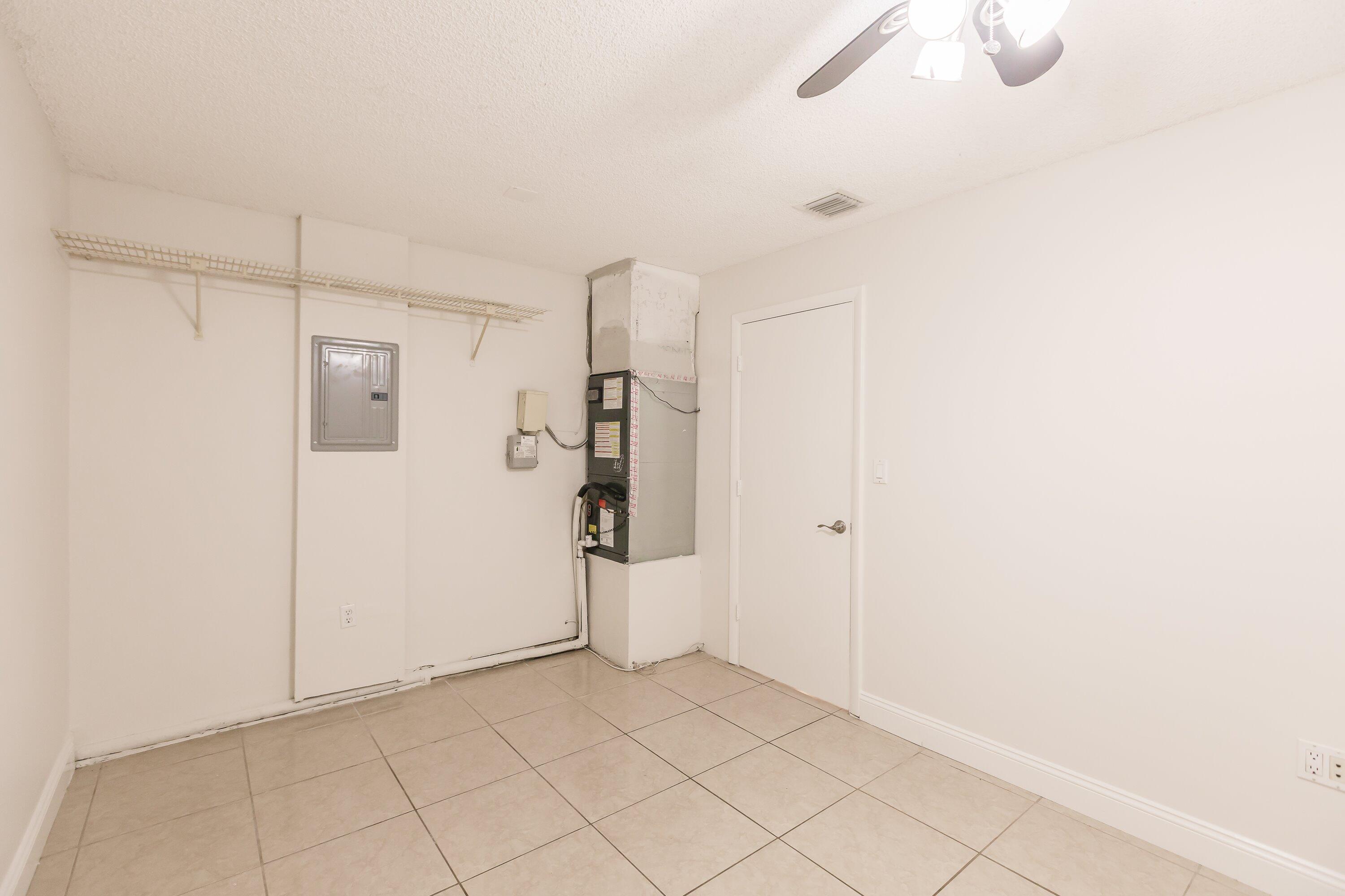 8690 Gatehouse Road Plantation, FL 33324 - Photo 46 of 56 46-Photo 046