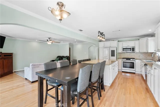 $1,274,900 | 6911 East 10th Street, Long Beach, CA 90815