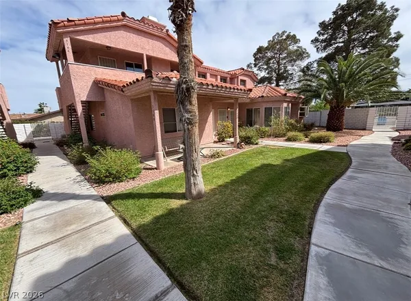 $1,995 | 5140 Edna Avenue, Las Vegas, NV 89146