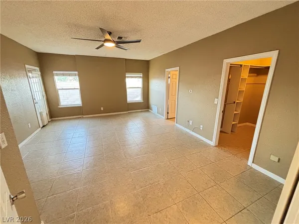 $1,995 | 5140 Edna Avenue, Las Vegas, NV 89146