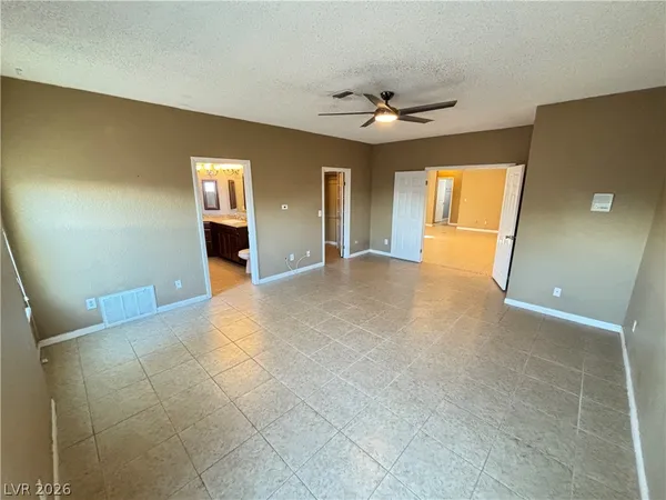 $1,995 | 5140 Edna Avenue, Las Vegas, NV 89146