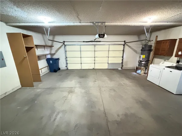 $1,995 | 5140 Edna Avenue, Las Vegas, NV 89146