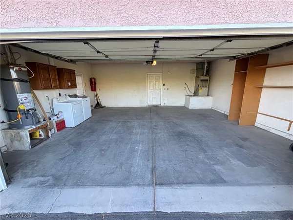 $1,995 | 5140 Edna Avenue, Las Vegas, NV 89146