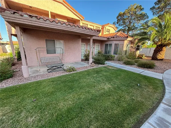 $1,995 | 5140 Edna Avenue, Las Vegas, NV 89146