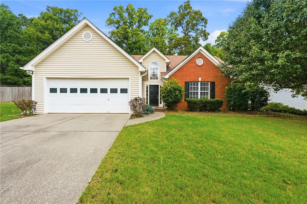 1565 Heatherton Road Dacula, GA 30019 - Photo 3 of 36