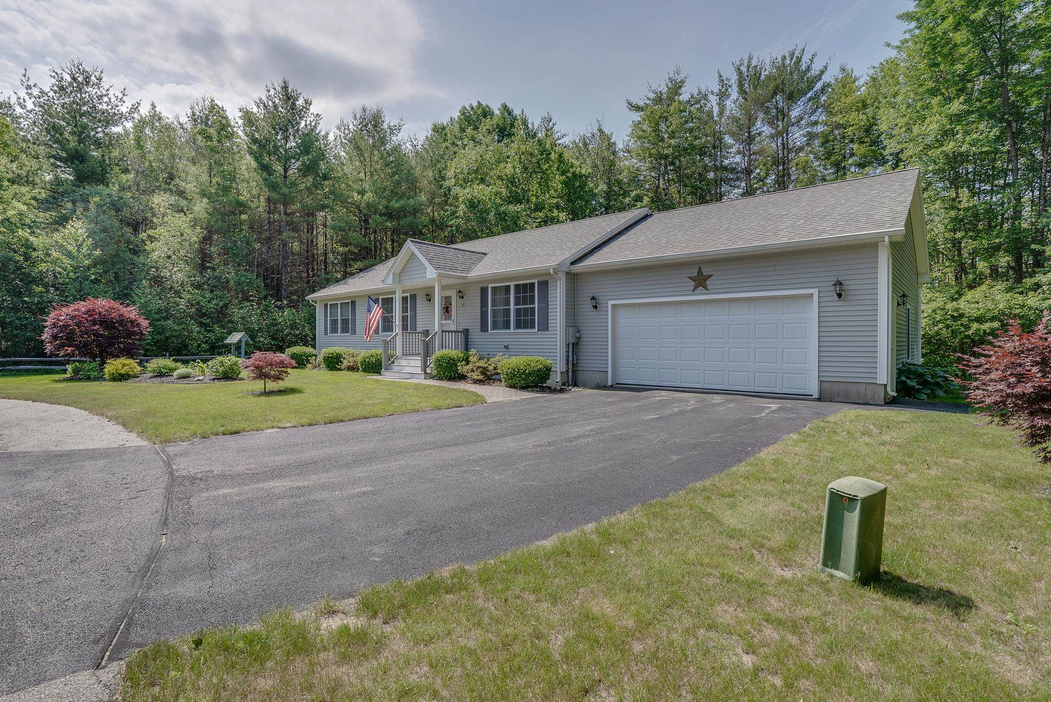 35 Regency Court Rochester, NH 03867 - Photo 15 of 25