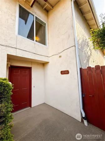 $1,398,000 | 8848 Interlake Avenue North, Seattle, WA 98103