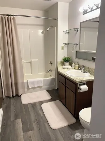 $1,398,000 | 8848 Interlake Avenue North, Seattle, WA 98103