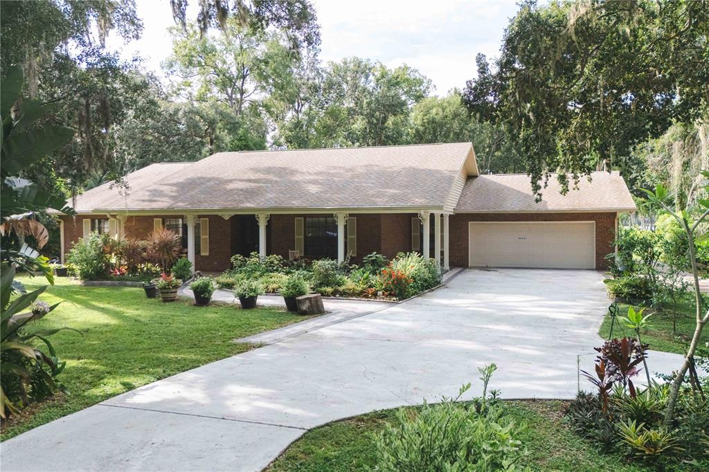 16625 Indian Mound Road Tampa, FL 33618 - Photo 1 of 40