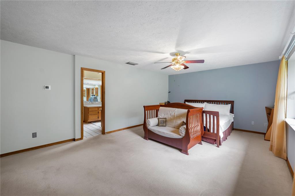 16625 Indian Mound Road Tampa, FL 33618 - Photo 17 of 40