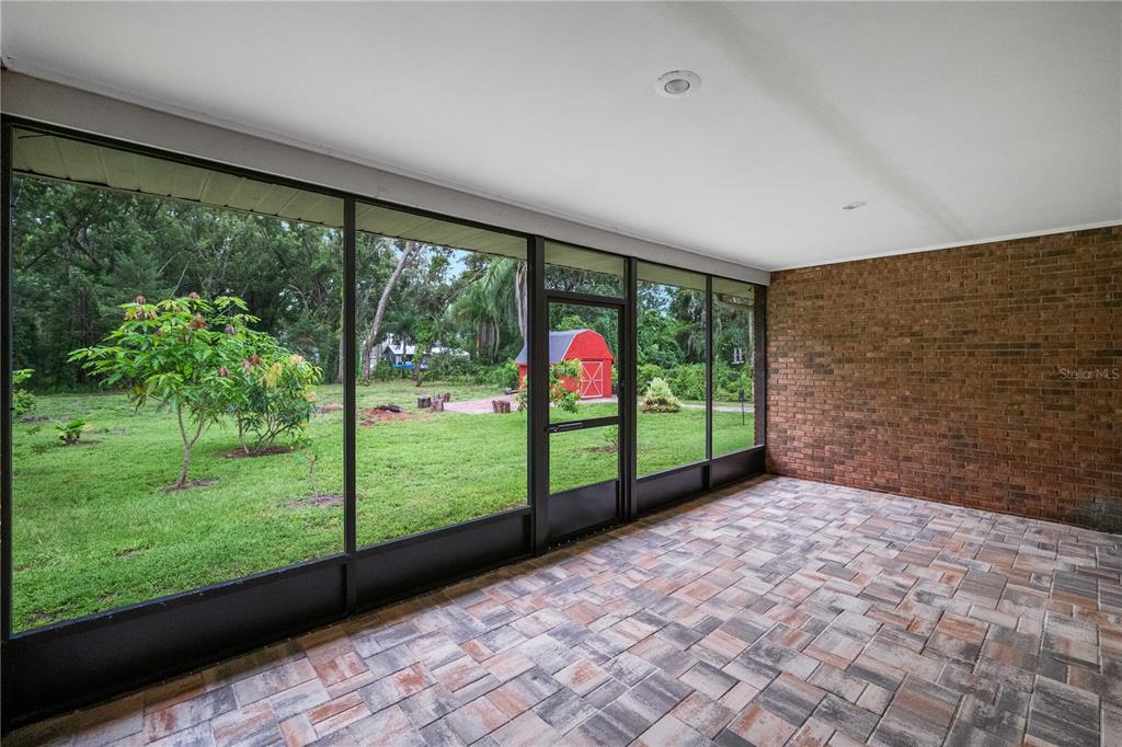 16625 Indian Mound Road Tampa, FL 33618 - Photo 26 of 40