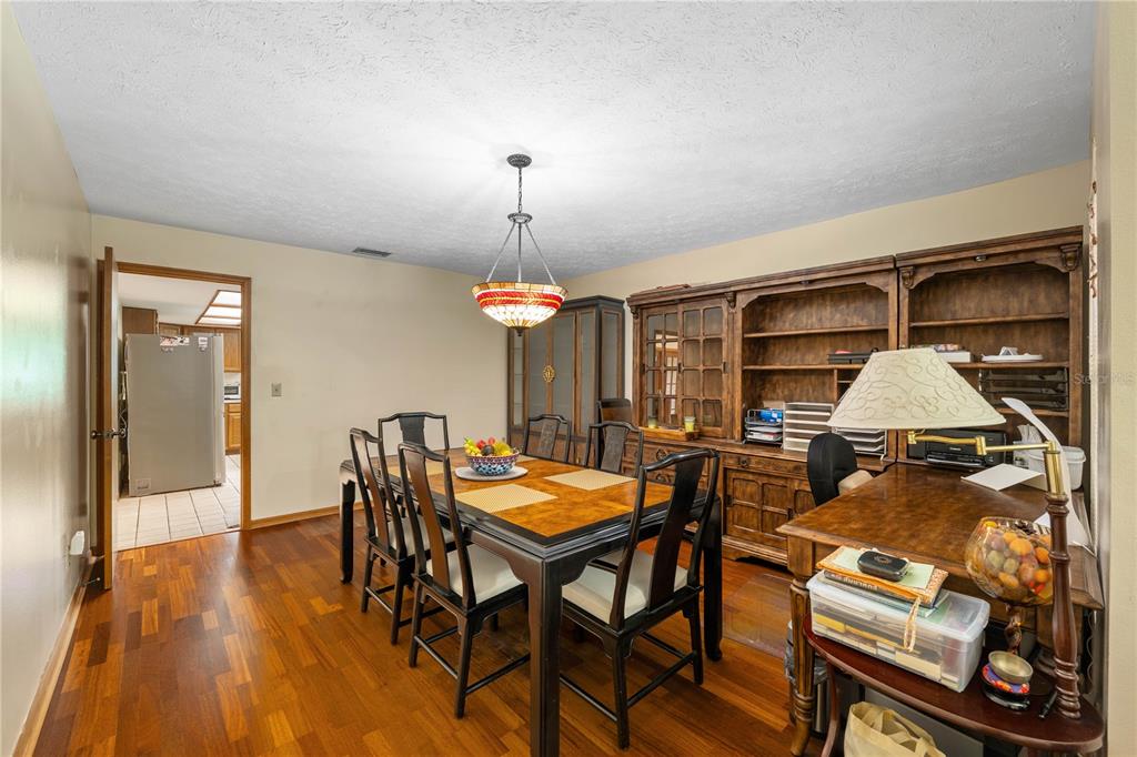 16625 Indian Mound Road Tampa, FL 33618 - Photo 9 of 40