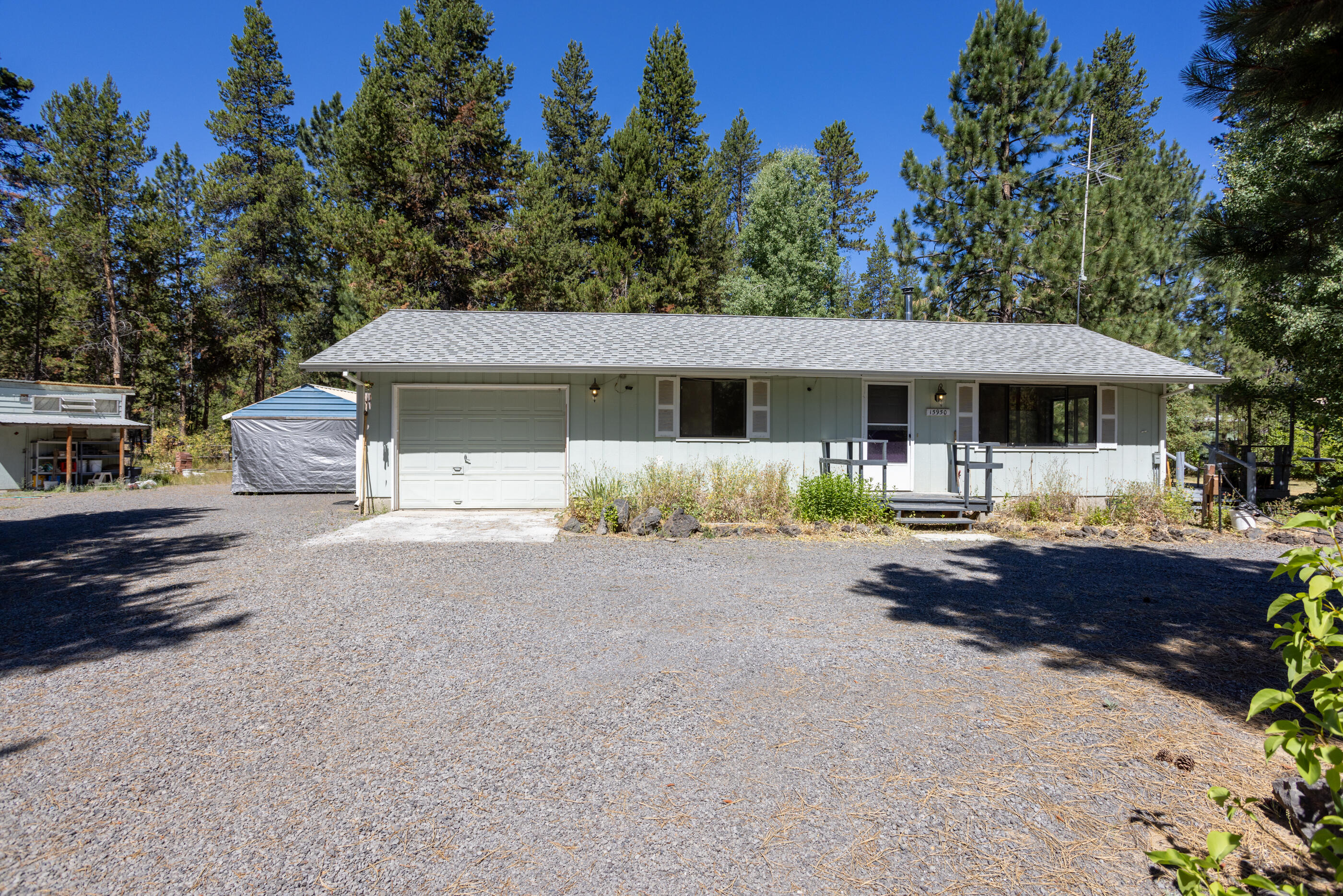 15950 Fir Road-28