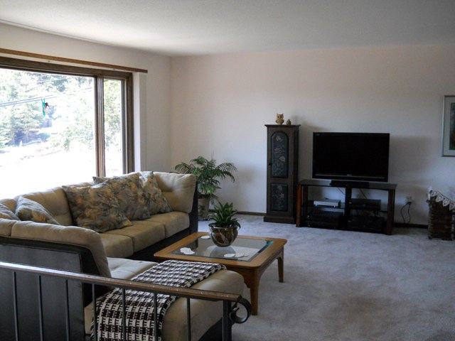 1825 Anderson Road Duluth, MN 55811 - Photo 4 of 17 Gallery Image 4