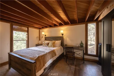 $799,900 | 1370 Calgary Drive, Lake Arrowhead, CA 92352