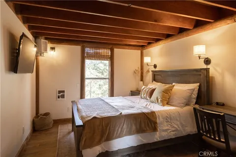 $799,900 | 1370 Calgary Drive, Lake Arrowhead, CA 92352