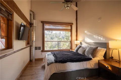 $799,900 | 1370 Calgary Drive, Lake Arrowhead, CA 92352