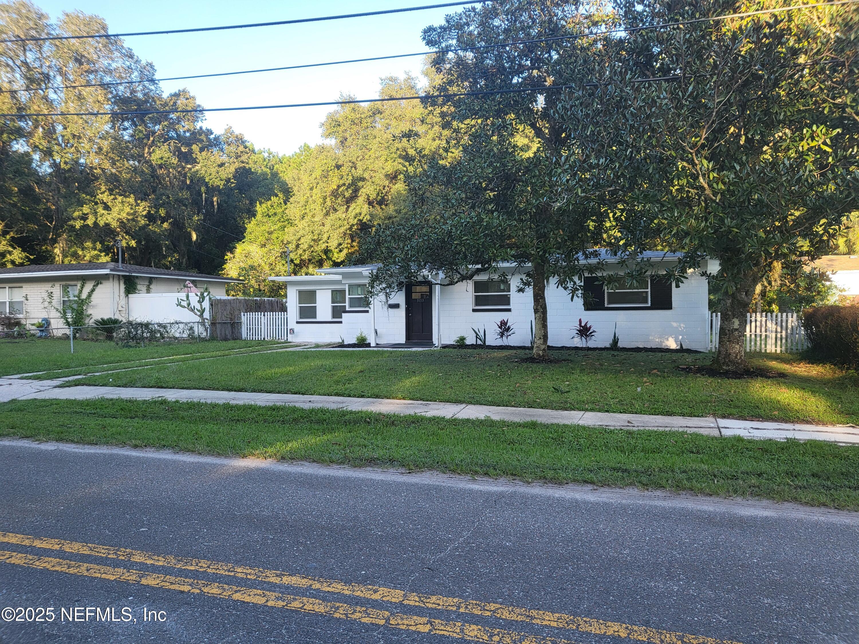 3153 Kline Road Jacksonville, FL 32246 - Photo 2 of 35 20241012_175357