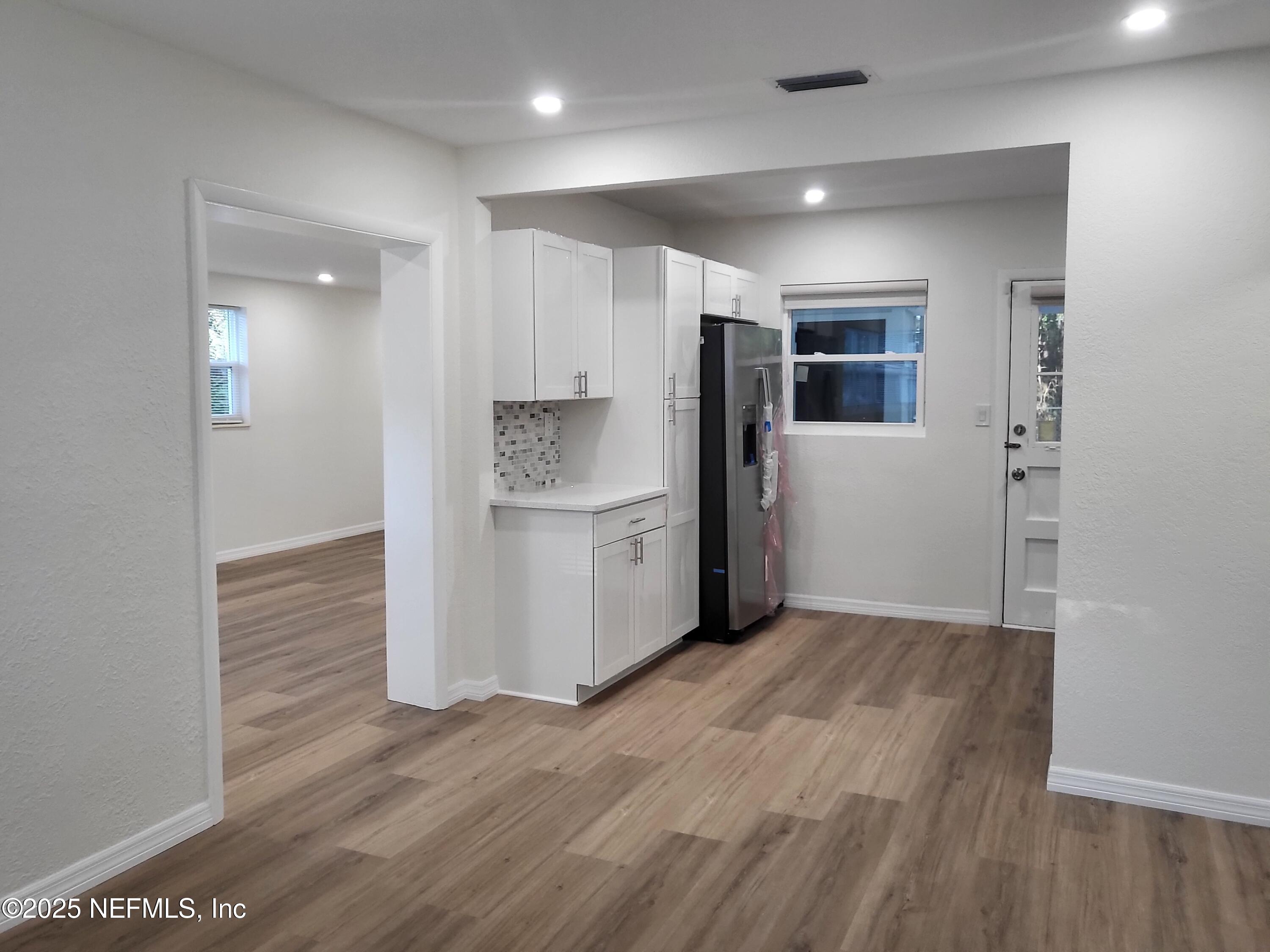 3153 Kline Road Jacksonville, FL 32246 - Photo 3 of 35 20241012_175009