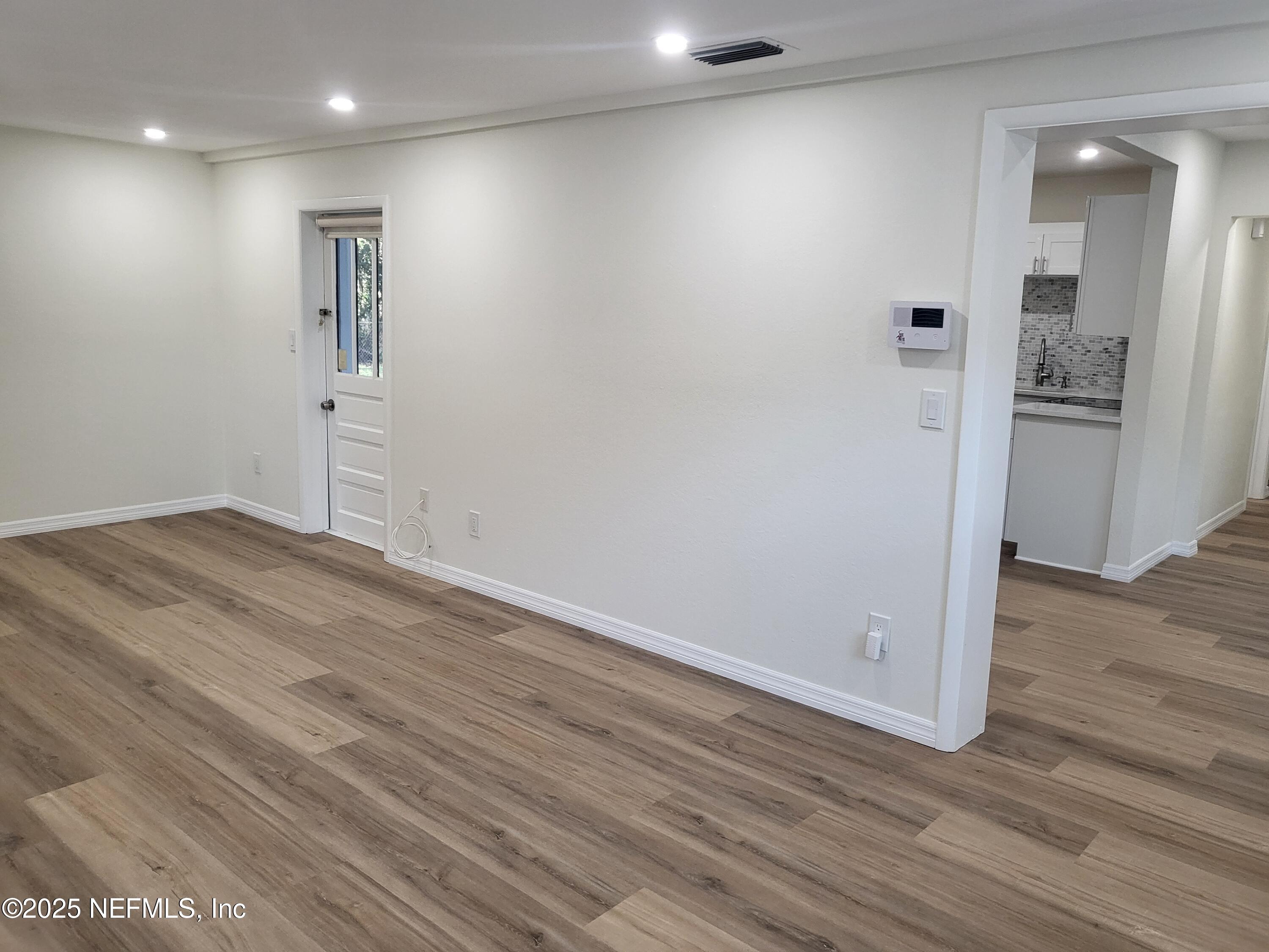 3153 Kline Road Jacksonville, FL 32246 - Photo 9 of 35 20241012_174339